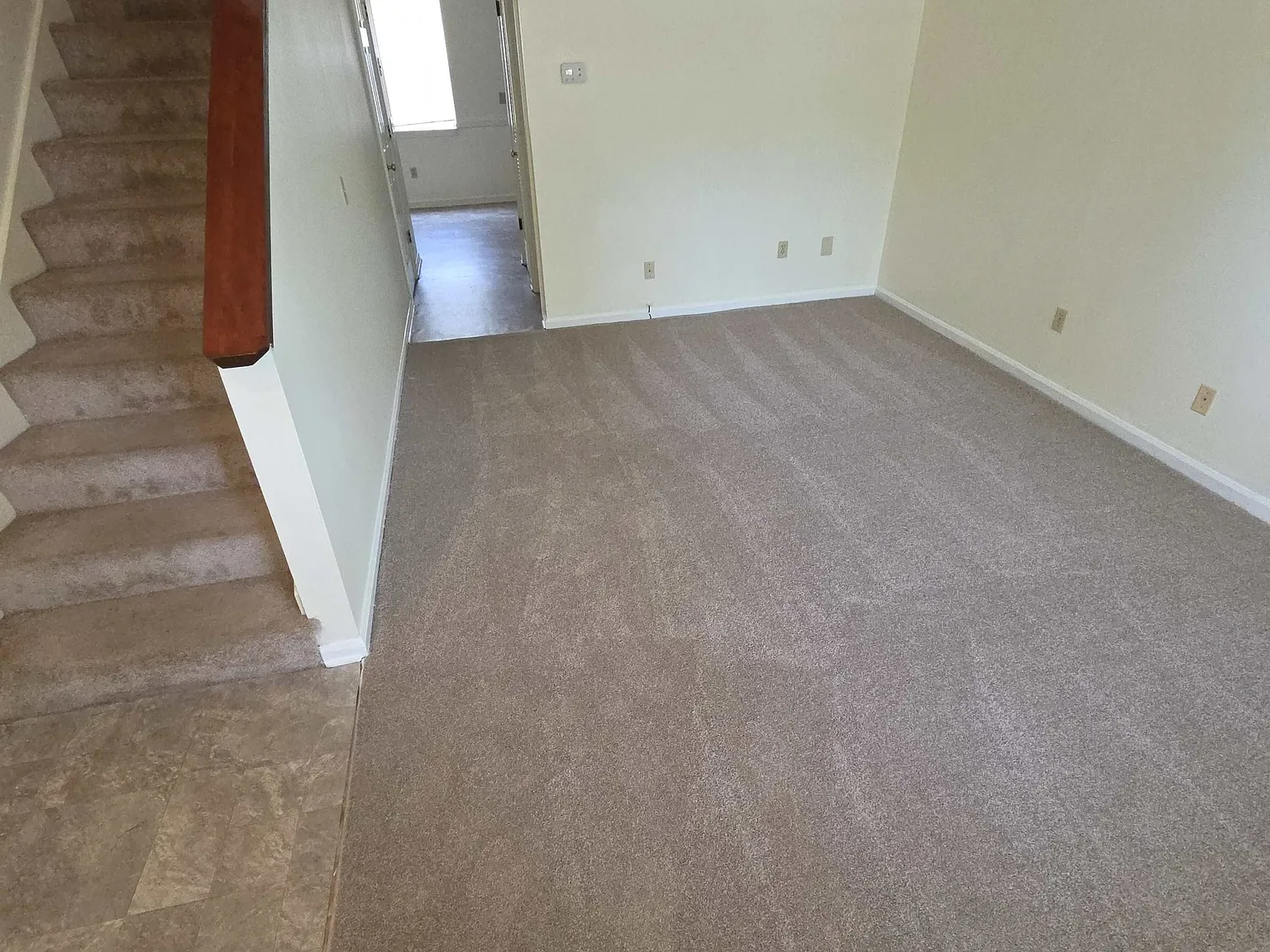2 bed, 1.5 bath, 1000 sqft, $1,600 — Photo 4