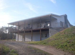 8063 Meadow Gap Rd, Three Springs, PA 17264