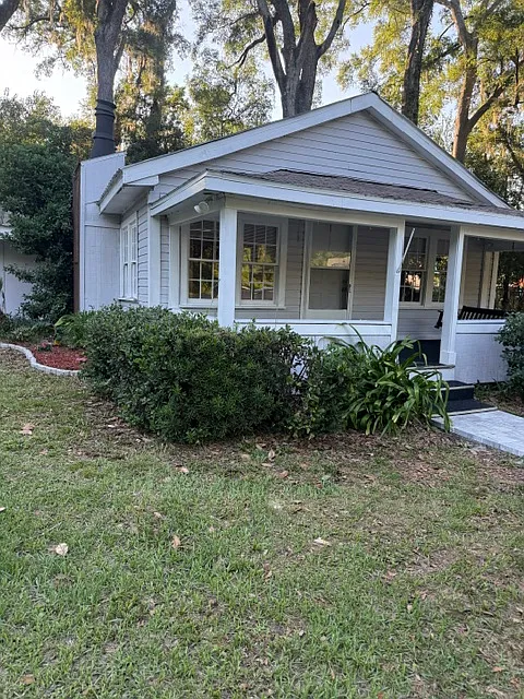 18048 High Springs Main St