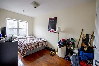 Rented by Level Group