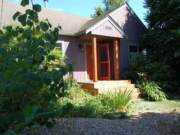 1140 Garrison St NE, Olympia, WA 98506