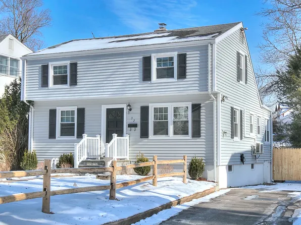 32 Lindsey Avenue, Stamford, CT 06905