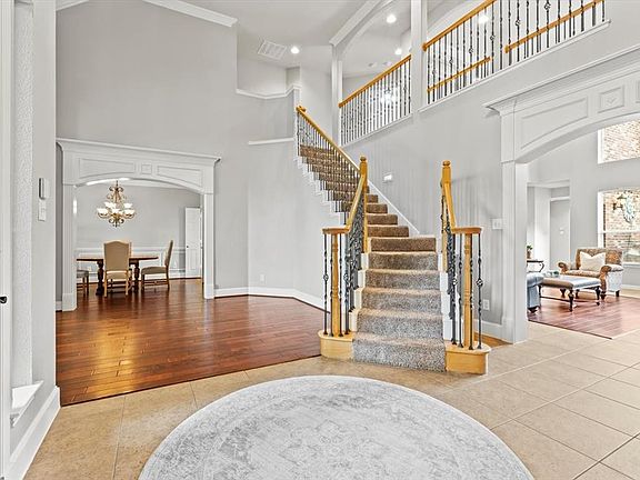 4th image of 3408 Bumelia Dr
