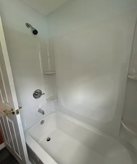 4 Bartlett Dr #A — Photo 5