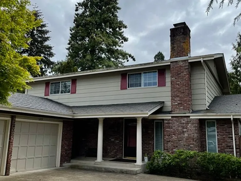 1215 Alfaretta Dr — Photo 1