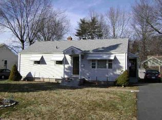 97 Greenfield St, Wethersfield, CT 06109