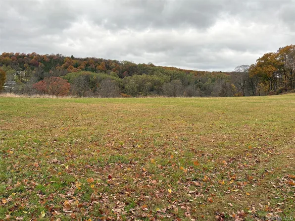 Pleasant Ridge Road, Poughquag, NY 12570