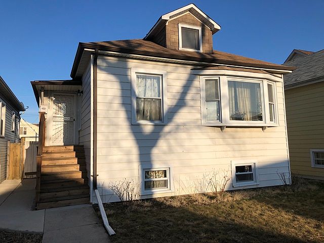 1st image of 4511 N McVicker Ave