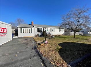 219 Smith St, Warwick, RI 02886