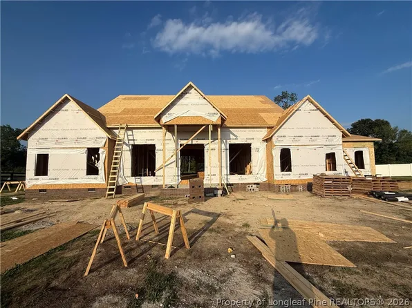 5840 Dottie Cir, Hope Mills, NC 28348
