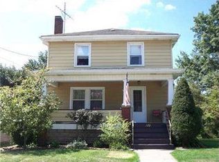 554 Fairfield Dr, Sharon, PA