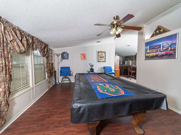 3rd image of 365 SE Valerie Ct