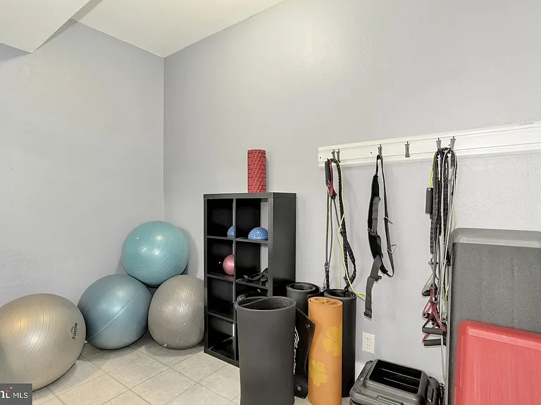 3308 Wyndham Cir #321 — Photo 32