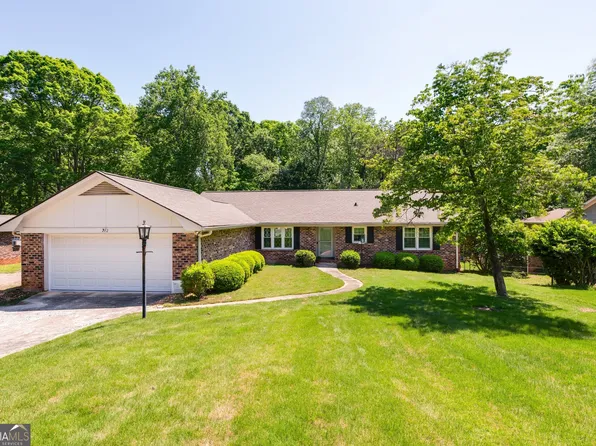 272 Cherokee Rdg, Athens, GA 30606