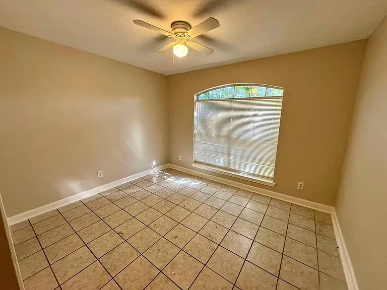21114 Sun Haven Dr — Photo 5