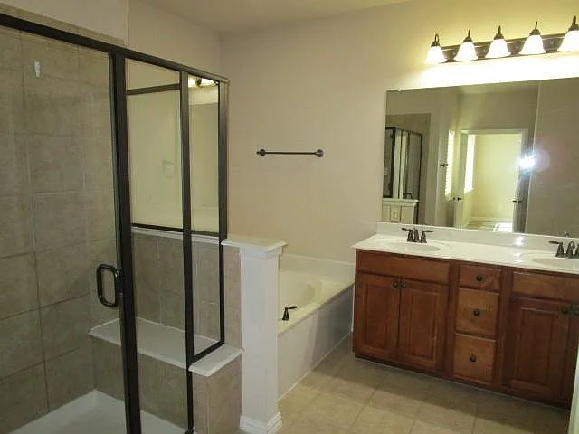 4131 Florence Dr — Photo 11