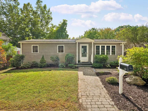 650 Douglas Street Extension, Manchester, NH 03102