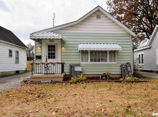 1921 N 9th St, Springfield, IL 62702