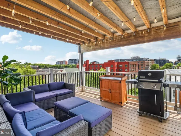 233 S St NE APT 5, Washington, DC 20002
