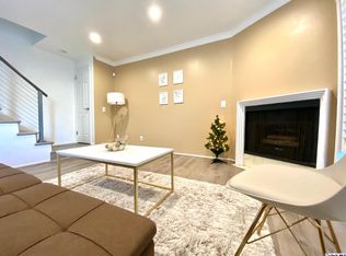 4744 Ben Ave UNIT 6, Valley Village, CA 91607