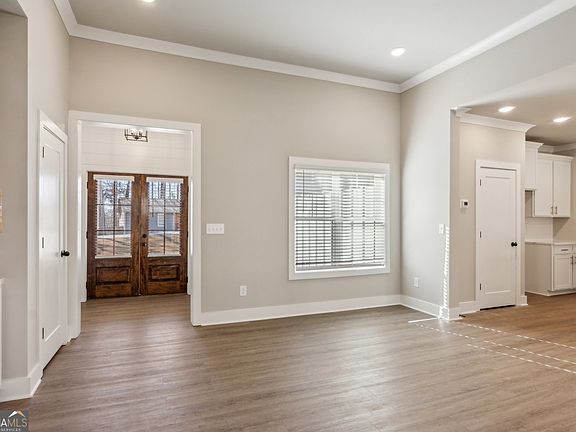 5th image of 196 Red June Ln
