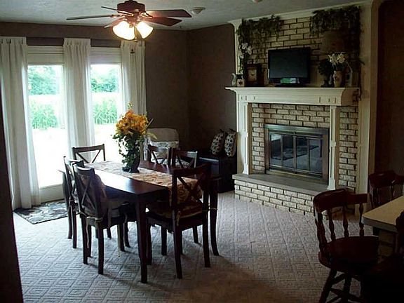 3rd image of 153 Finsbury Ln