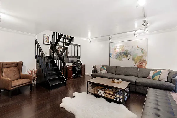 Rented by Compass | media 14