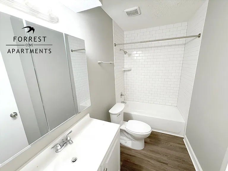 Forrest Cove Apartments — Photo 8
