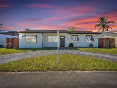7698 SW 7th St, North Lauderdale, FL, 33068