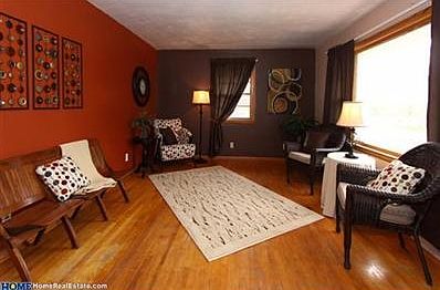 5th image of 922 N 66th St