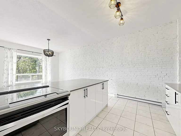 133 Wineva Ave #F — Photo 14