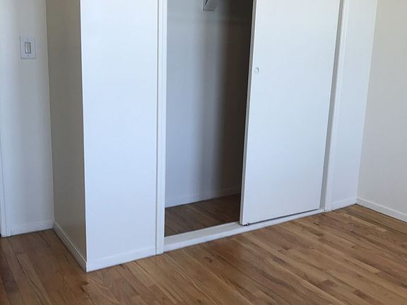 3rd image of 2542 43rd St APT 15