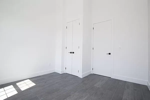 Rented by Brookhaus Capital Inc | media 14