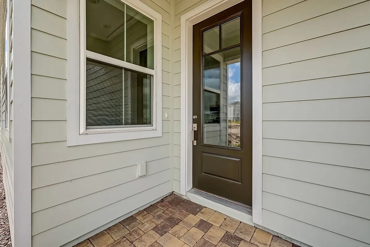 4 bed, 3.5 bath, 2169 sqft, $3,550 — Photo 1