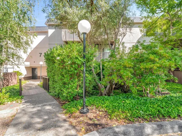 7127 Shelter Creek Ln, San Bruno, CA 94066