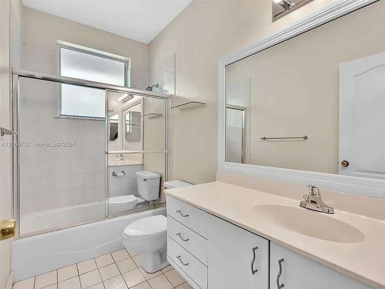 11335 Lake Shore Dr — Photo 20