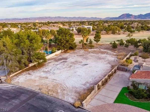 3015 La Mesa Dr, Henderson, NV 89014