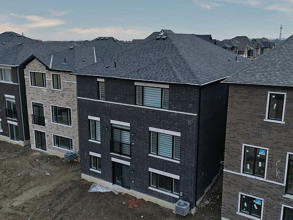 4th image of 21 Aveena Rd N