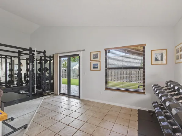 6093 Lucerne Street, Jupiter, FL 33458