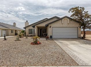 26283 Corona Dr, Helendale, CA 92342