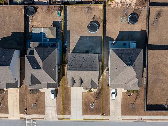 2nd image of 5590 Wheeler Ridge Rd