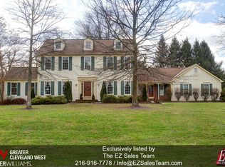 7640 Herrick Park Dr, Hudson, OH