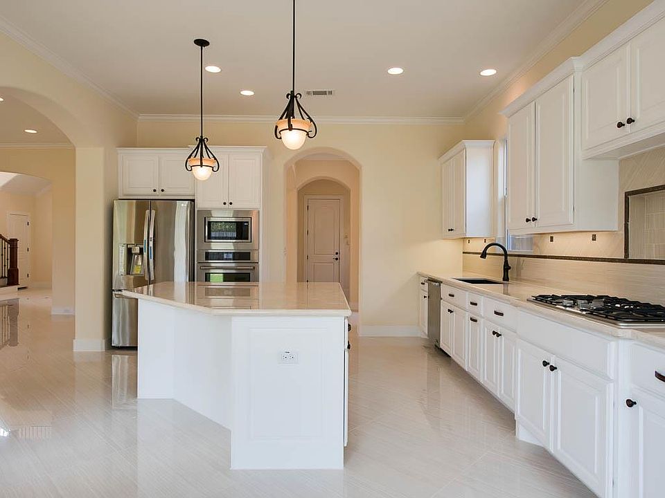 2nd image of 11206 Gallant Ridge Ln