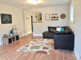 108 E Walnut St, Rawlins, WY 82301