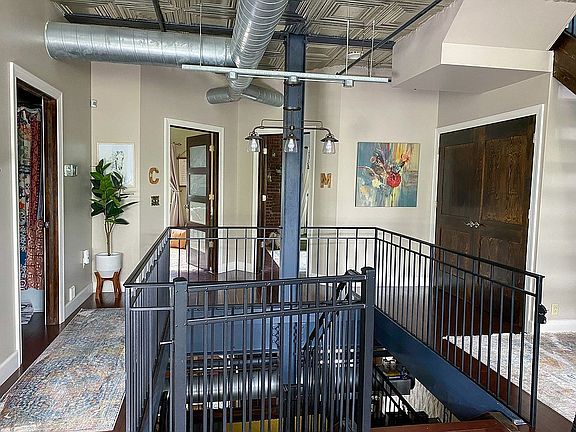 2nd Floor living space
