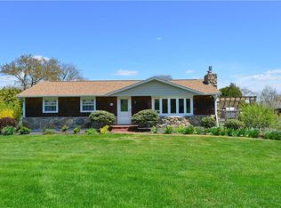 24 E View Dr, Little Compton, RI 02837