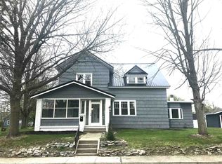 303 E South St, Bluffton, IN 46714