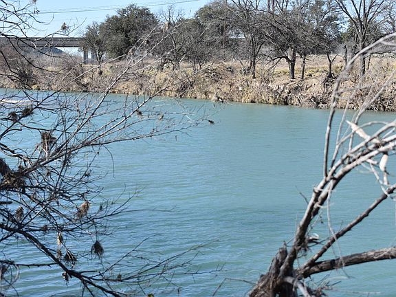 3rd image of 123 Camino Rio St