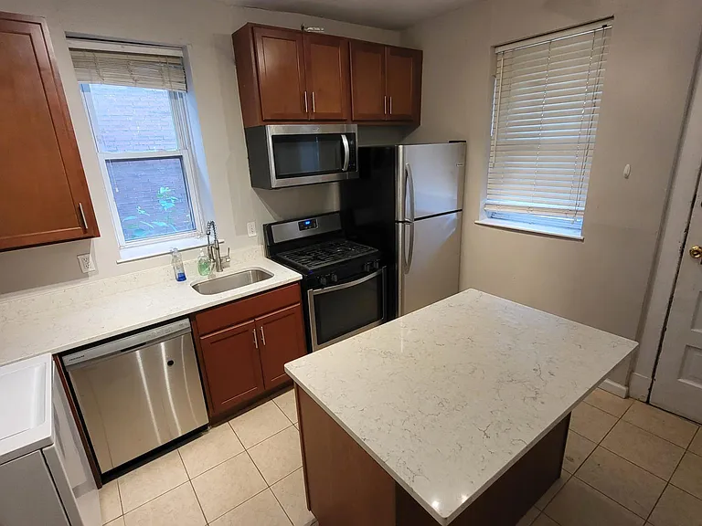 5919 McPherson Ave — Photo 9