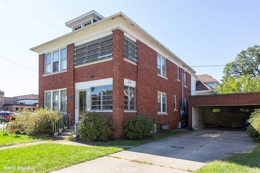 513 Lafayette St photo 1